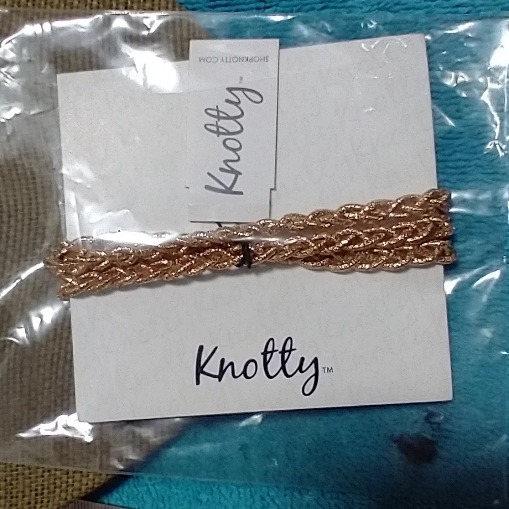 Elegant Knotty Headband Braided Rope Design